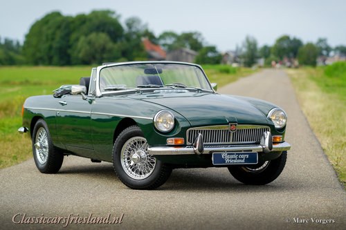 1972 MGB ROADSTER BRITISH RACING GREEN EXCELLENT CONDITION For Sale