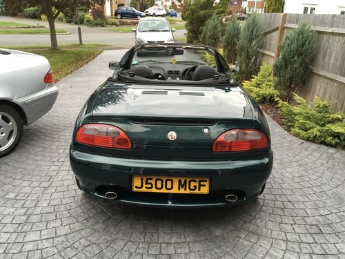 1996 Exceptional 9,800 mile MG  MGF MPi in BR Green In vendita