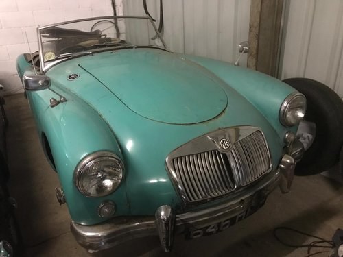 Previous ownership of 59 years! MGA Roadster(1956) SOLD