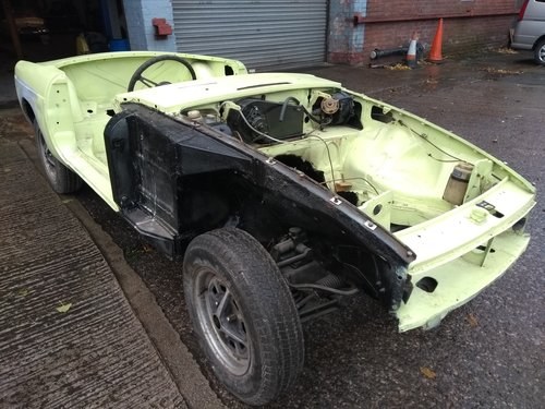 1979 Mgb rolling body shell with v5 In vendita