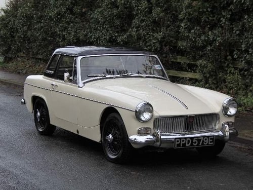 1967 MG Midget, hard top, wires, recent re-trim and re-paint For Sale