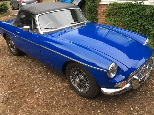 1973 Lovingly restored (lowered) MG B For Sale