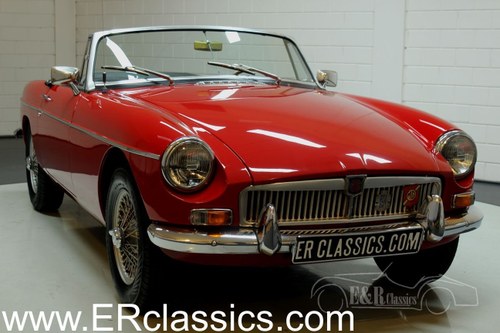 MGB Cabriolet 1965 wire wheels steel dashboard For Sale