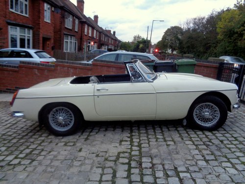 1966 MGB ROADSTER in OLD ENGLISH WHITE. For Sale