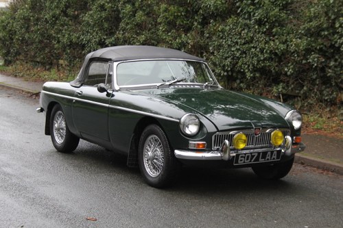 1964 MGB Roadster, Pull Handle, Overdrive, CWW SOLD