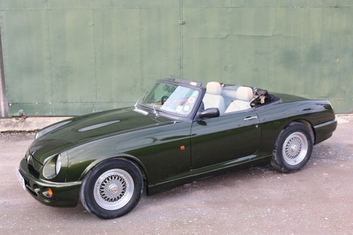 1995 MG RV8,Just 19k miles,extensive history. For Sale