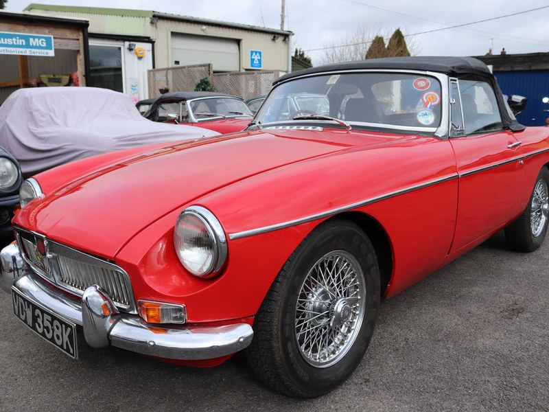 MGB Roadster, bare shell rebuild