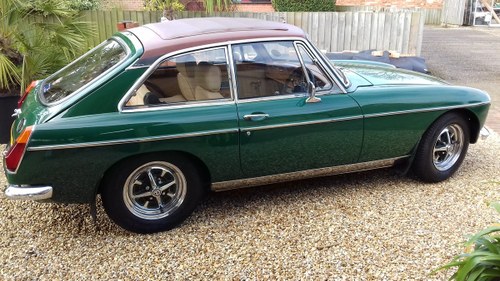 1972 MGB GT IN BRG, FABULOUS LOOKING WITH SUNROOF. SOLD