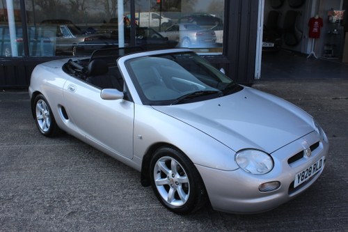 2001 MGF AUTO,ONLY 25000 MLS,FULL LEATHER,NEW HEADGASKET VENDUTO
