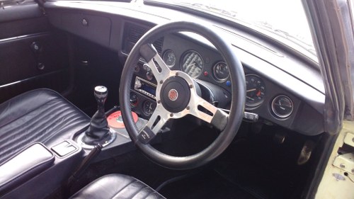 1976 mgb gt For Sale