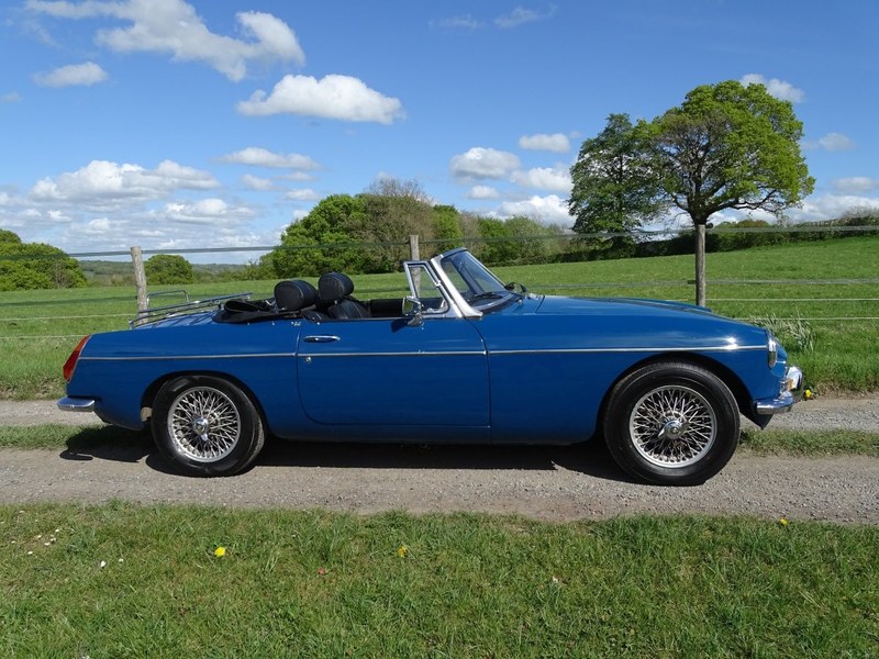 Lovely original MGB Roadster, overdrive, last owner 20 years
