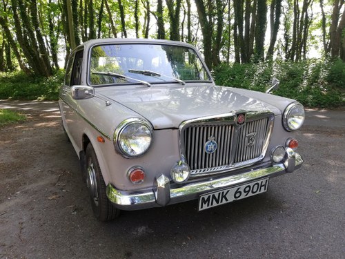 1969 MG 1300 GT SOLD