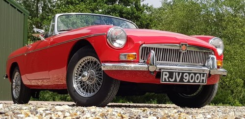 1970 heritage  restored  stunning  mgb  roadster  SOLD