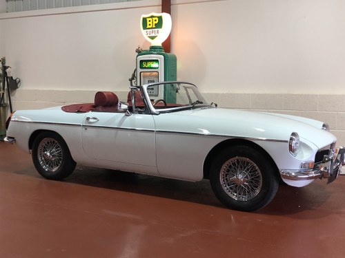 MGB Roadster-1974-Lovely condition-Great combination SOLD