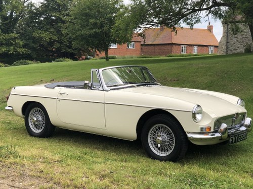 MGB Roadster MK1-1966 3 owners from new/restored/very clean VENDUTO