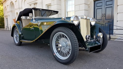 1948 MG TC IN BRITISH RACING GREEN ( CONCOURS ) SOLD
