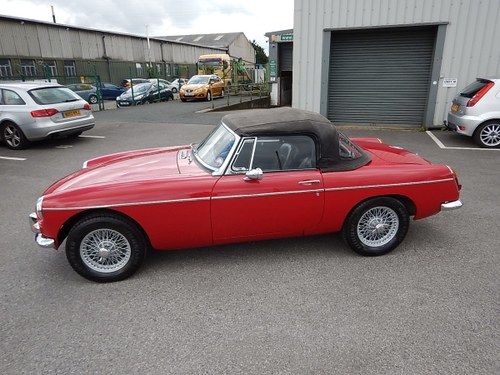 1965 MGB Roadster ~ Heritage Shell ~ Leather ~  VENDUTO