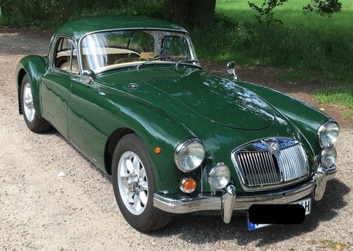 1958 MGA Coupe with upgrades 1800cc LHD 5-speed In vendita