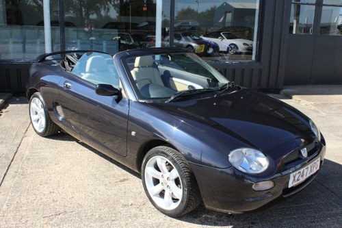 2000 000 MGF,ONLY 30,000 MILES,OXFORD LEATHER,GLASS WINDOW In vendita