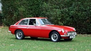 1974 MGB GT COUPE CHROME BUMPERS AND OVERDRIVE In vendita