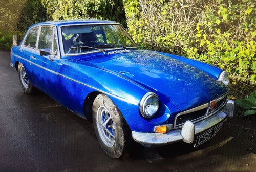 1972 1973 MG B GT For Sale by Auction