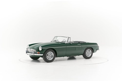 1967 MG B CONVERTIBLE for sale by auction In vendita all'asta
