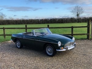 MGB Roadster 1964 Pull Handle classic car with overdrive VENDIDO