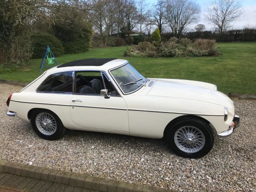 MG B GT, 1972, Old English White For Sale