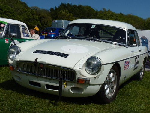 1970 MGB Road legal competition car For Sale