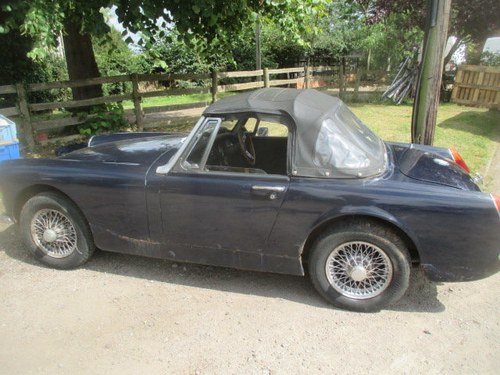 1974 Chrome bumper wire wheel  MG for restoration For Sale
