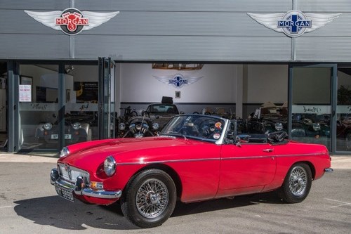 1966 MGB Tourer with Heritage Shell For Sale