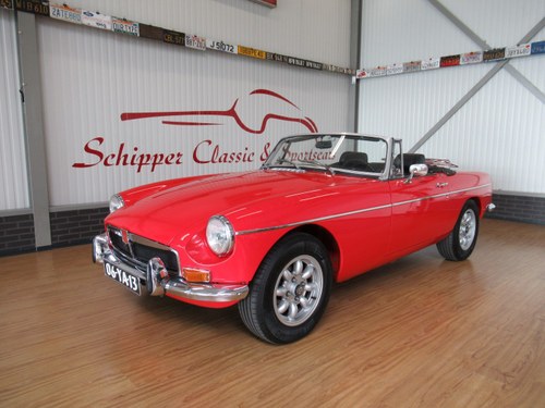 1973 MG B Tourer 1.8L Roadster with Overdrive For Sale