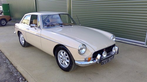 1971 MG MGB GT rare colour, lovely condition SÅLD