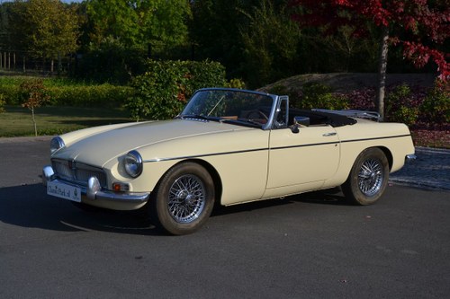 1966 (1140) MG B Roadster For Sale