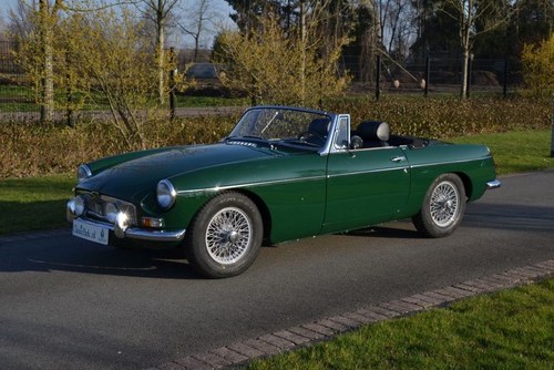 1963 MG B Roadster For Sale