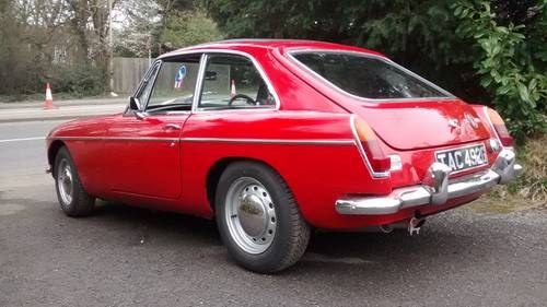 1969 MGB GT red with folding sunroof VERKAUFT