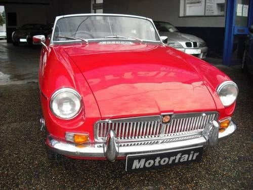 1972 MGB ROADSTER 1.8 WE WANT TO BUY YOUR MG