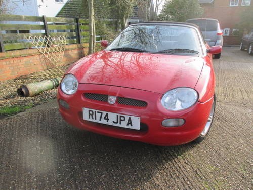 MGF 1.8 VVC 1998 red,drives well, new MOT In vendita