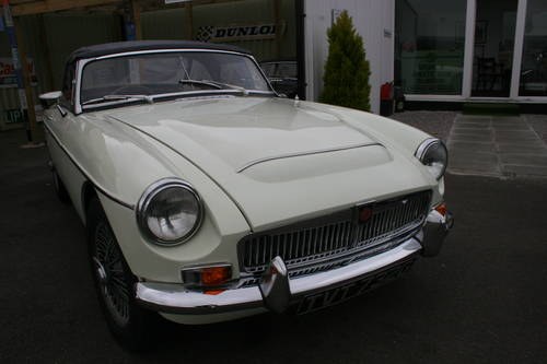 1968 MGC Roadster , UK car in snowberry white, Kaufen Bei