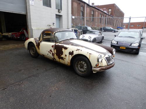 1960 MG A 1600 Coupe for Restoration - In vendita