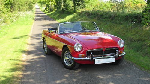 Good usable classic, 1971 MGB Roadster SOLD