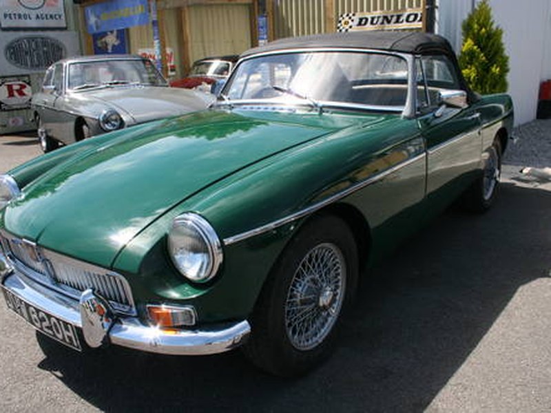 MGB MK2, University motors supplied, Power steering ,