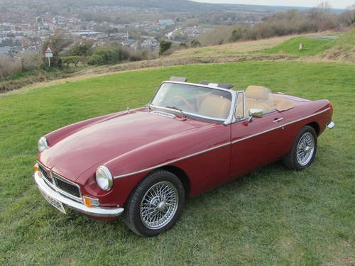 MG-B sports roadster 4 speed with overdrive For Sale In vendita