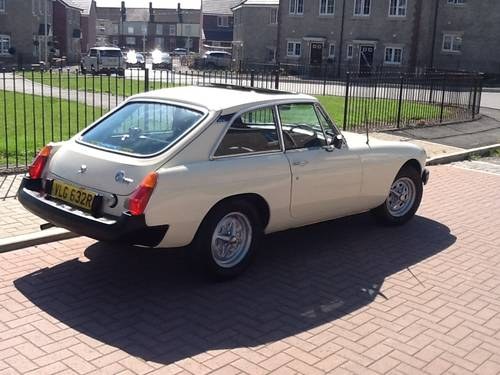 1977 Mgb gt low miles with sunroof. 119000 miles. In vendita