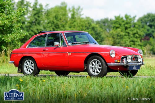 MG B GT Right hand drive, 1974 SOLD