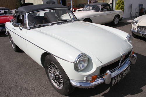 1973 MGB HERITAGE SHELL, 800 miles only SOLD