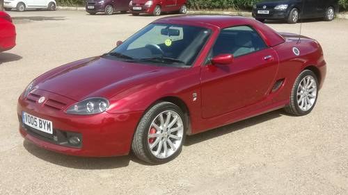 2005 MG TF 135 SPARK WITH FACTORY HARDTOP In vendita