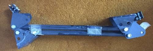 1973 As new MGB GT Anti Tramp Bar kit VENDU