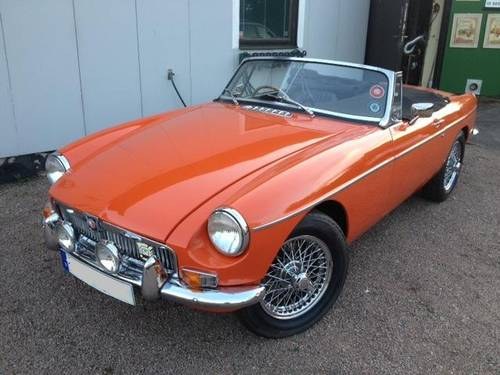 1971 MGB Roadster in showroom condition - RHD SOLD