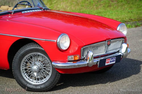 An excellent MGB roadster 1970  LHD For Sale